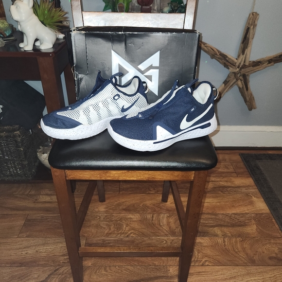 Nike PG 4 TB College navy & white mens size 13 fits like a size 12 - Picture 8 of 12